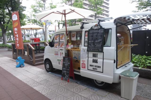 前橋駅北口けやき並木通りにオープンカフェ 出店中！